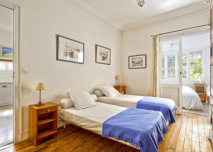 : T4 Avec Terrasse Et Parking A 400m De La ! - Fr-1-433-128 アパート アルカション