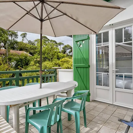 : T4 Avec Terrasse Et Parking A 400m De La ! - Fr-1-433-128 *