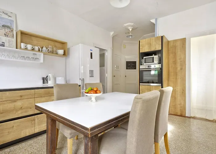 : T4 Avec Terrasse Et Parking A 400m De La ! - Fr-1-433-128 آركاشو